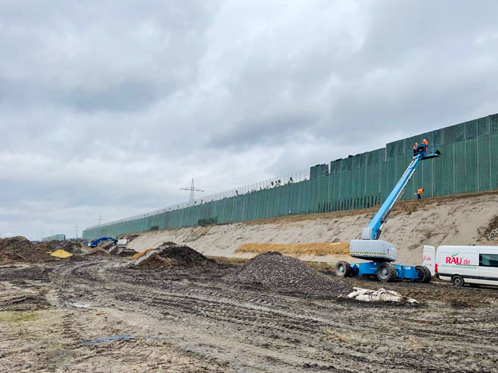 Duisburg-6-Seen-Wedau-Laermschutzwand-Bauvorhaben