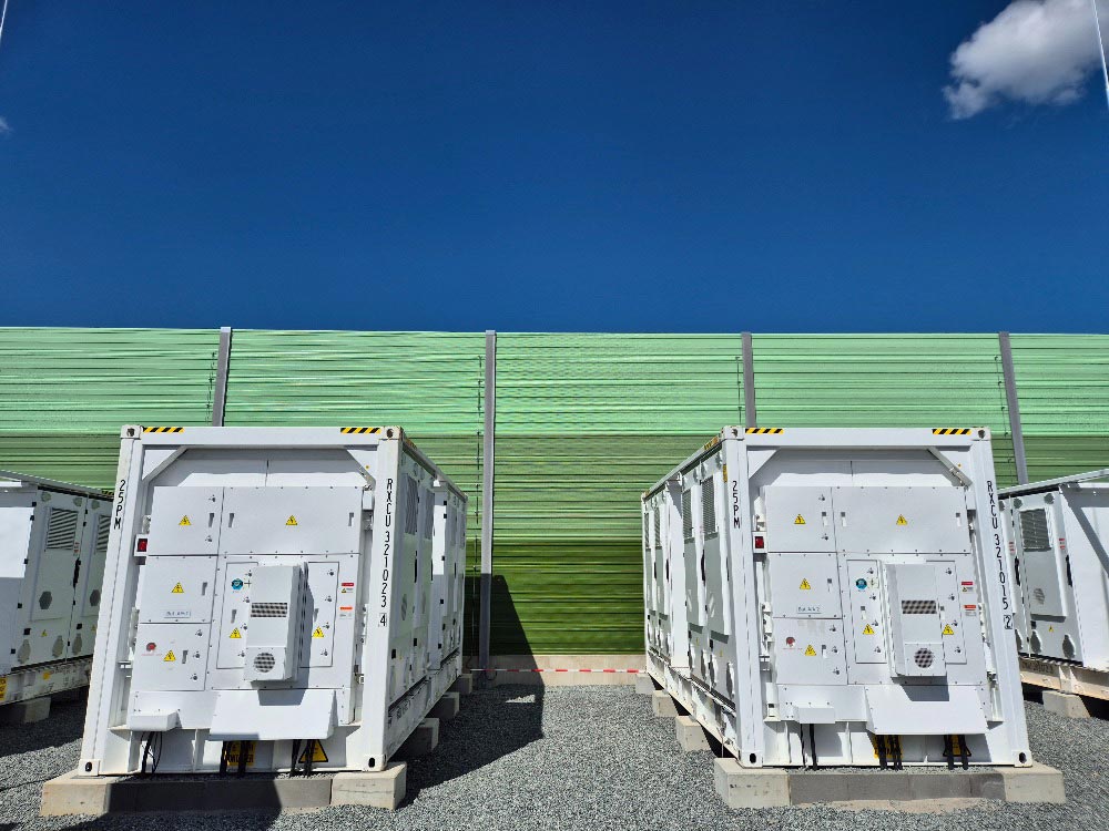 Laermschutzwand-fuer-Batteriespeicherstandort-02