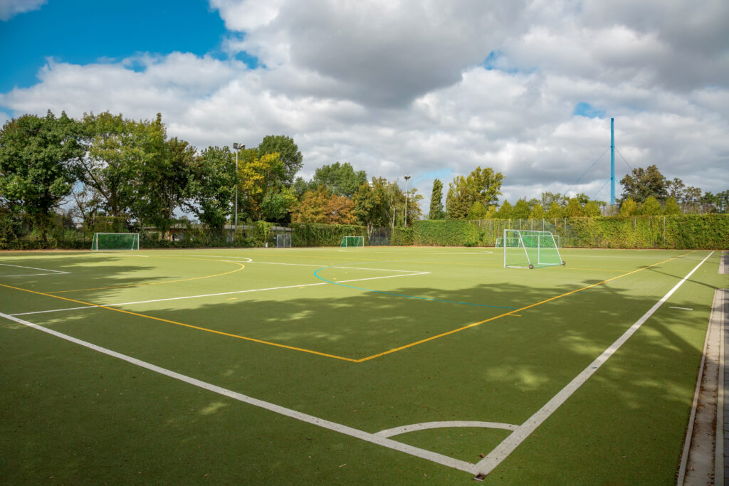 Fußballplatz - Trainingsplatz im Freien